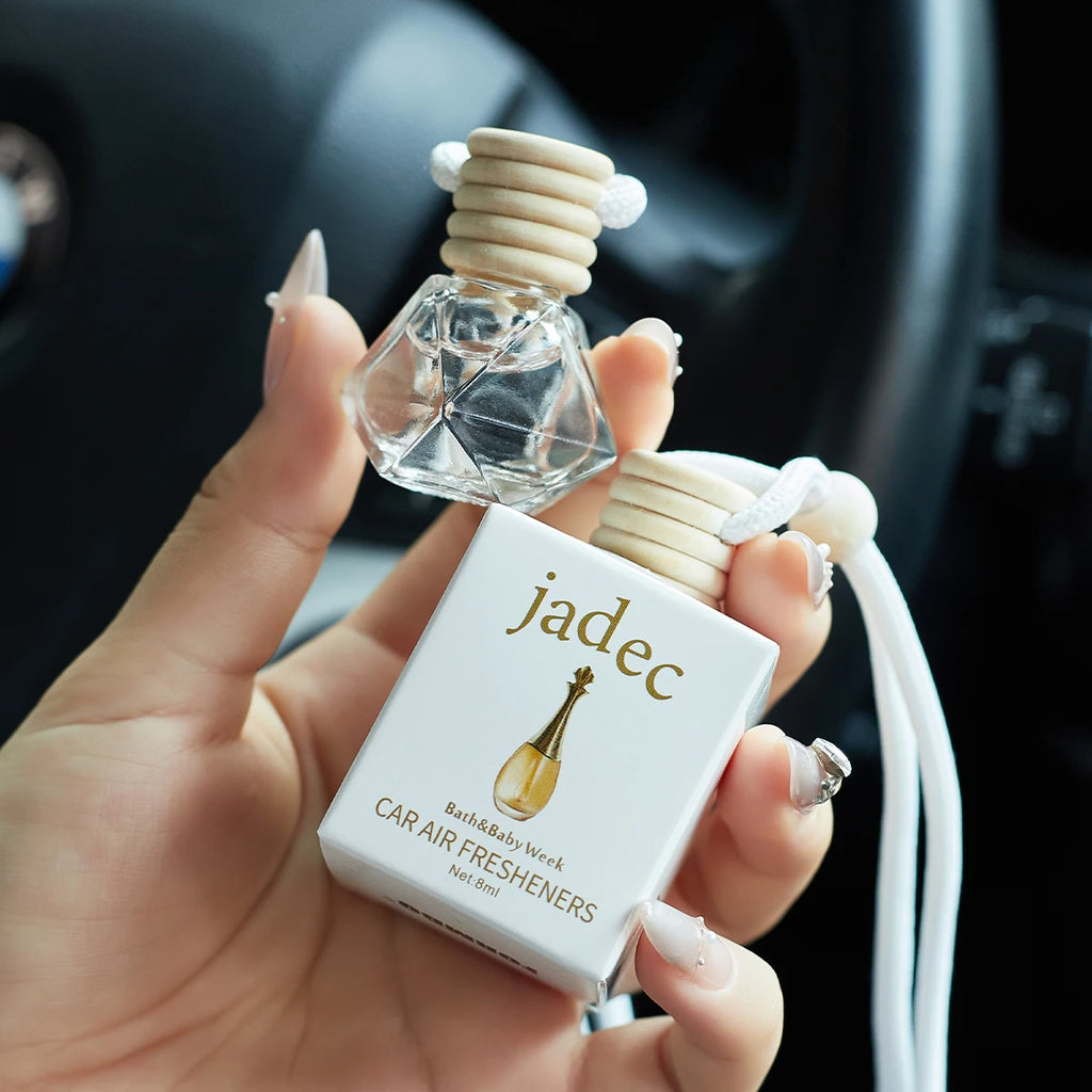 Désodorisant Voiture Suspendu Premium — Senteur Fraîche 8ml